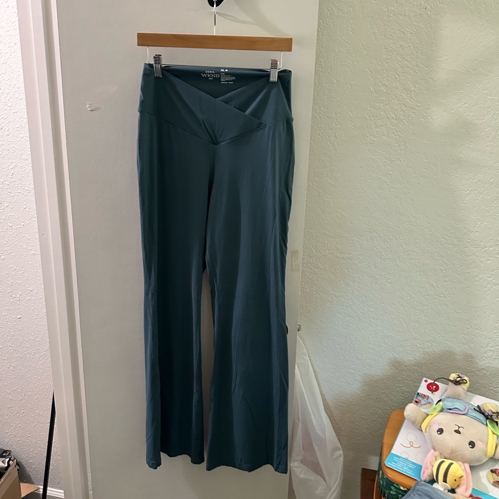 Soma WKND Women's Teal V-Waist Leggings - Picture 2 of 8
